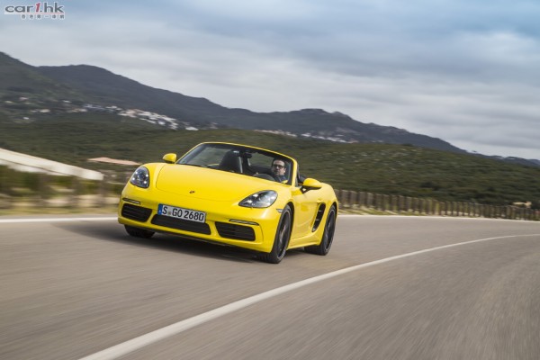 porsche-718-boxster-2016-25