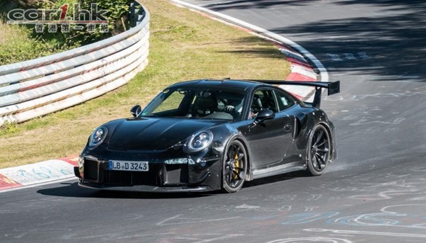 porsche-911-gt2-rs-1