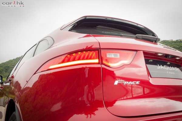 jaguar-fpace-2016-review-15