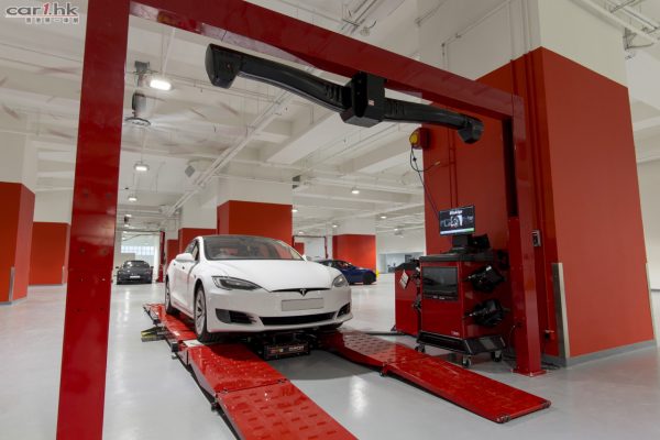 tesla-service-center-2016-05