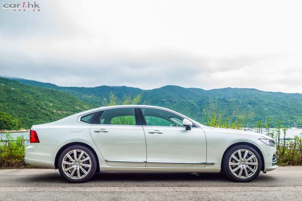 volvo-s90-review-2016-19