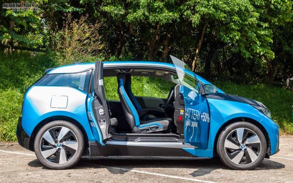 bmw-i3-2016-review-02