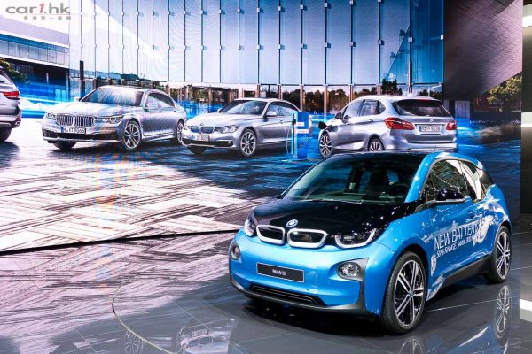 bmw-i3-iwall-2016-02