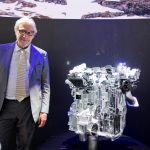 Infiniti 全球首款預備量產可變壓縮比引擎 VC-Turbo Infiniti 全球首款預備量產可變壓縮比引擎 VC-Turbo