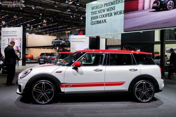 mini-clubman-jcw-2016-04