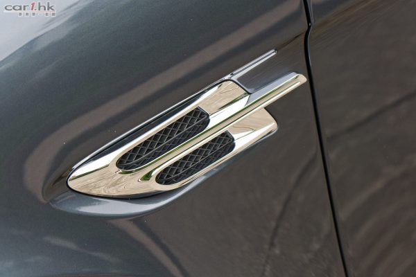 bentley-bentayga-2016-05