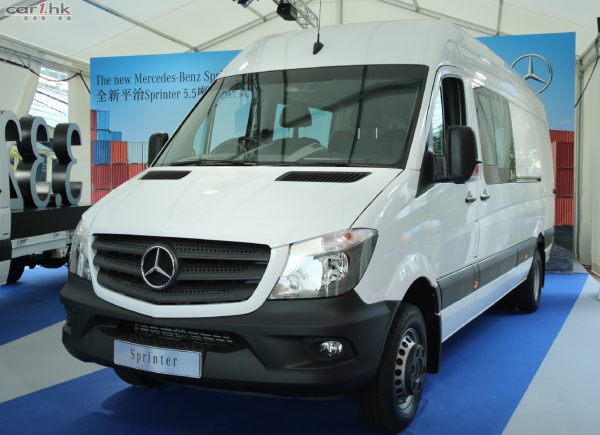 benz-sprinter-2016-launch-03