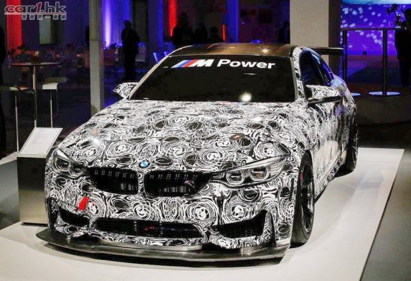 bmw-m4-gt4-2016-01