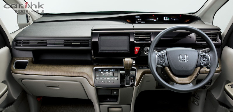Honda stepwgn размер салона