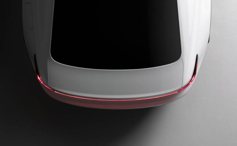 Volvo Polestar 2 預計 2 月 27 日亮相