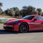 Porsche 718 Cayman GT4 將於 7 月現身 Porsche 718 Cayman GT4 將於 7 月現身