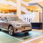Audi 期間限定店展出純電動e-tron Audi 期間限定店展出純電動e-tron