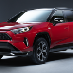 Toyota RAV4 Plug-in Hybrid 11 月現身 Toyota RAV4 Plug-in Hybrid 11 月現身