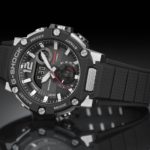 Ｇ-SHOCK G-STEEL GST-B300系列配搭全新碳纖防護結構技術