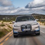 【影片】BMW 發表純電旗艦 5 座 SUV「iX」