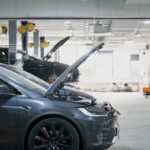Tesla 全新鴨脷洲官方車身維修中心正式投入服務 Tesla 全新鴨脷洲官方車身維修中心正式投入服務