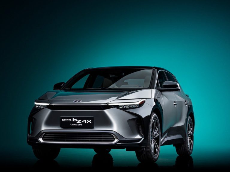 Toyota 表示旗下電動車使用十年後仍有九成電量