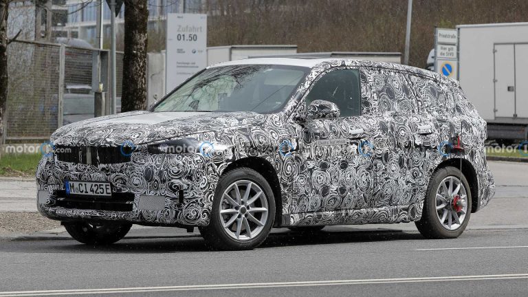 BMW 電動 SUV iX1 第三季現身！？