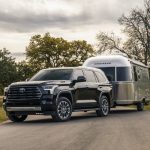 Toyota Sequoia 跟大家鬥大! Toyota Sequoia 跟大家鬥大!