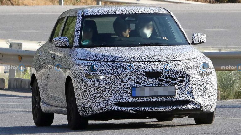Suzuki Swift Sport 明年推出 偽裝車現身
