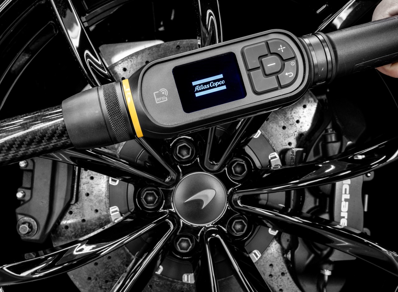 McLaren 聯手 Atlas Copco 打造數碼工藝