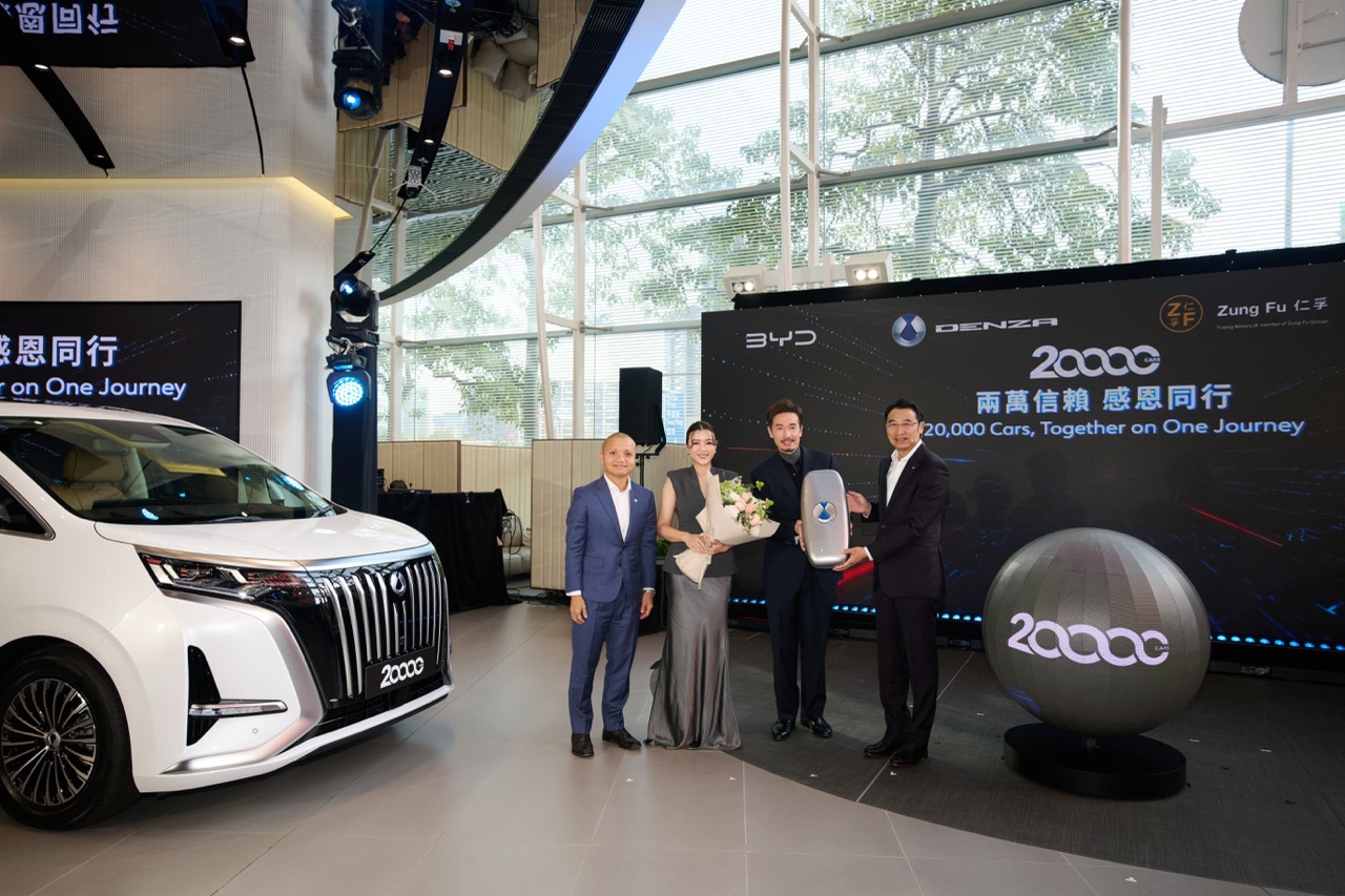 BYD 香港交付兩萬輛里程碑!視帝陳豪夫婦強勢入主 DENZA D9