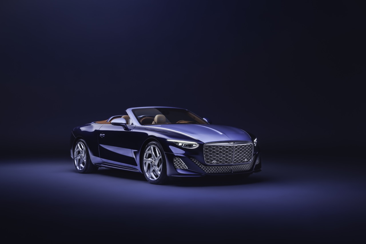 賓利 Mulliner Batur Convertible #4 傲世登場