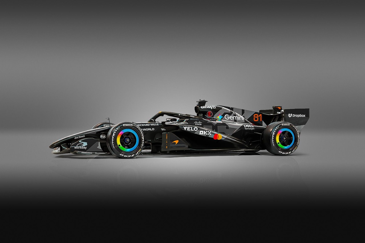 2026 F1 賽季序幕:McLaren Mastercard「黑銀塗裝」背後的奪冠野心