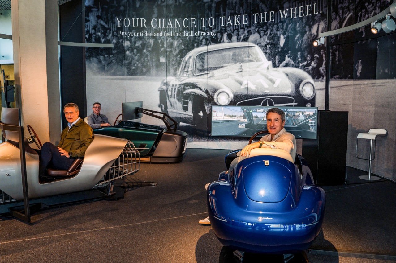 Mercedes-Benz 博物館重金打造模擬器:坐上 300 SLR 與傳說級車手隔空決戰