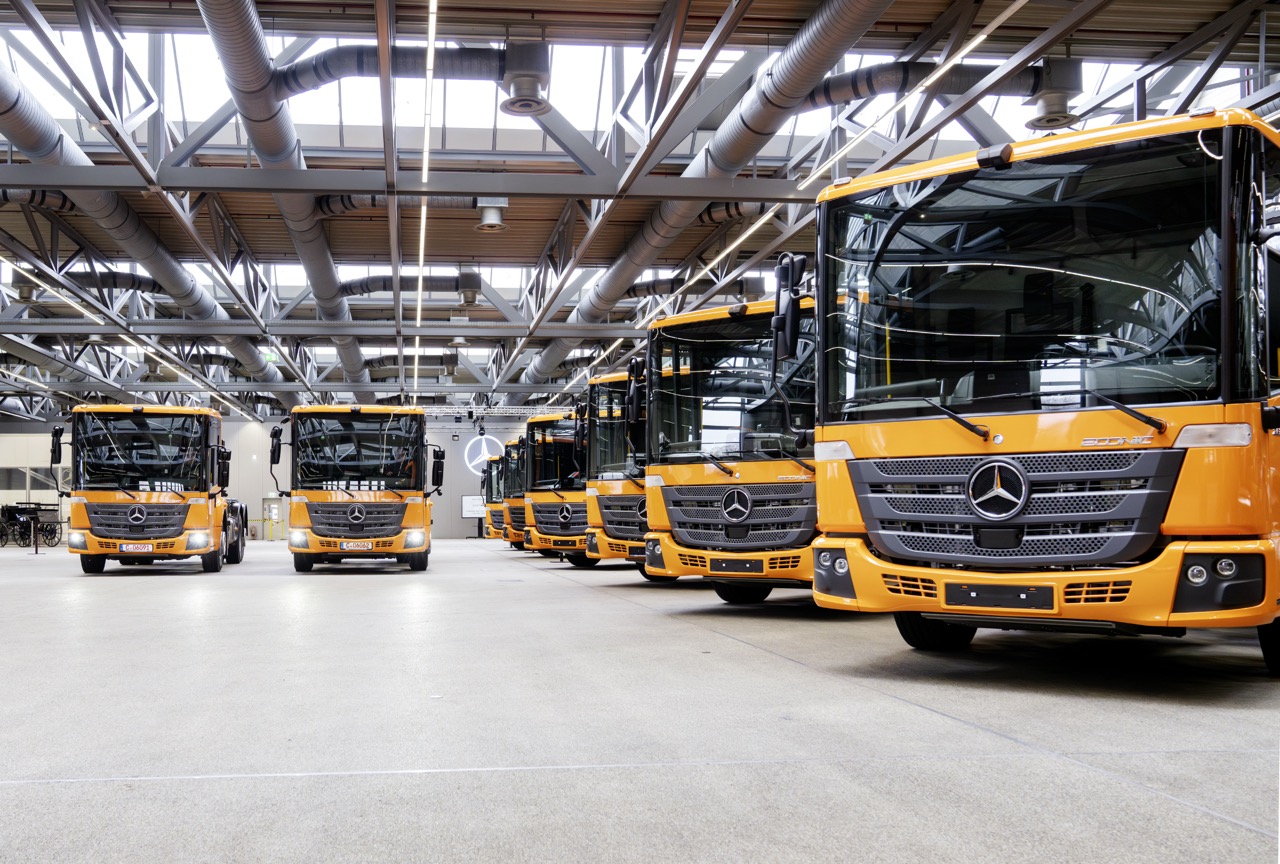 德國 Chemnitz 狂掃 11 部 Mercedes-Benz Econic 打造最強清道夫車隊