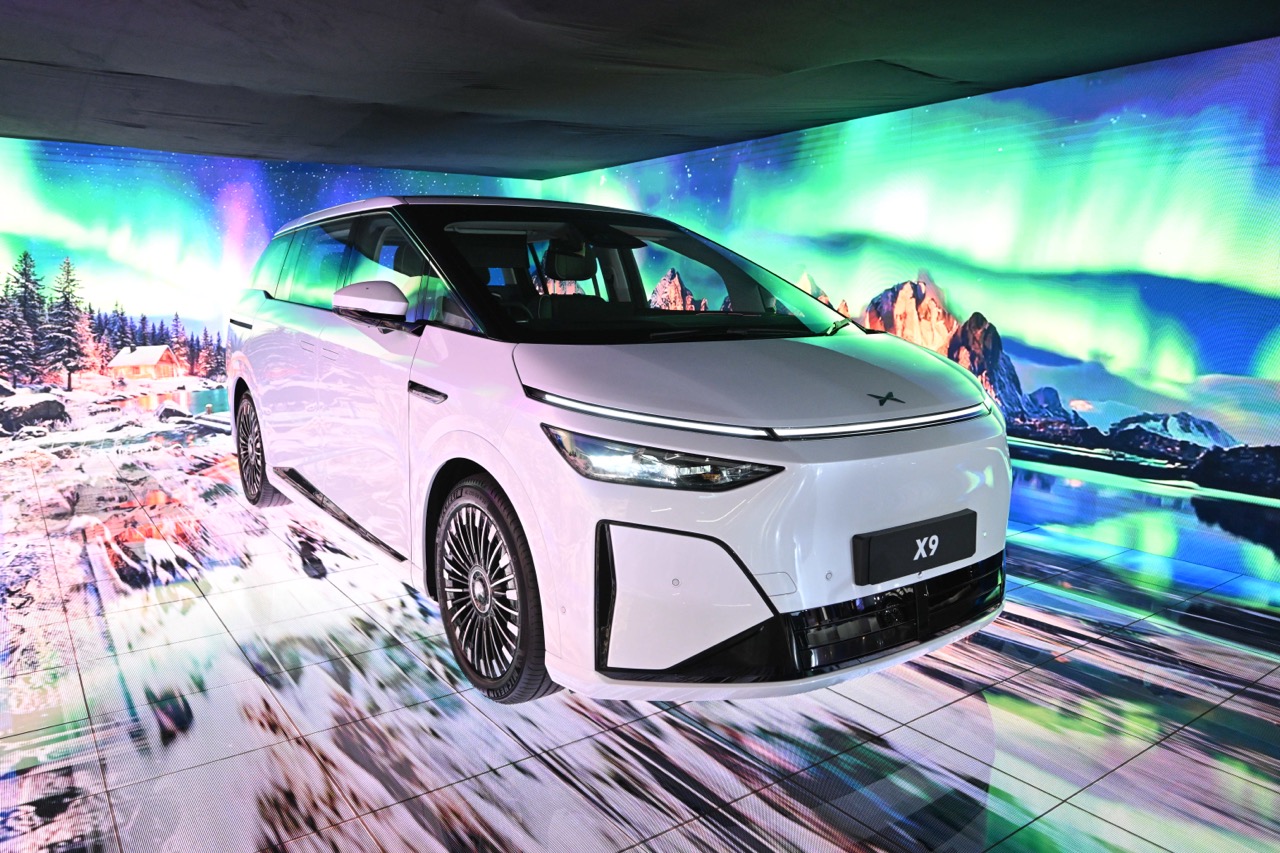 XPENG X9 星艦級七座 MPV 登陸灣仔