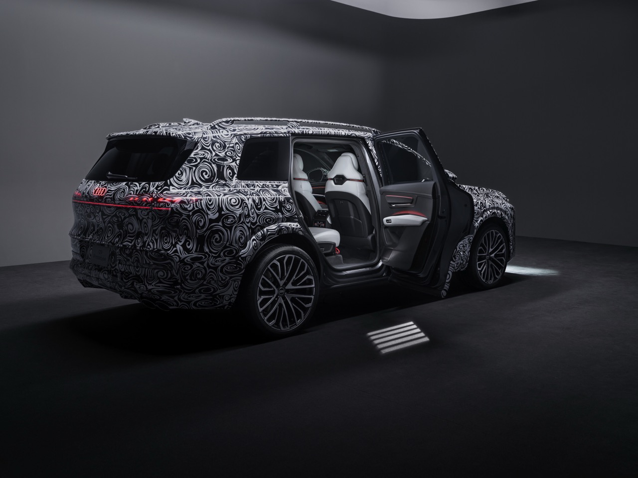 Audi Q9 空間與科技的終極覺醒?