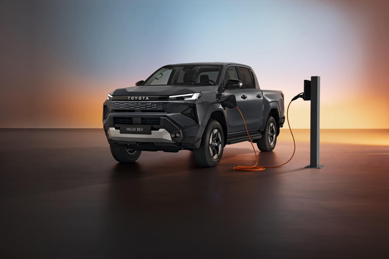 第九代 Toyota Hilux 電車登陸歐洲