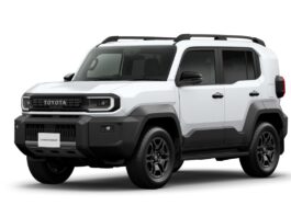 Alpine 震撼推出 Land Cruiser FJ 專屬細節數碼後視鏡 370 萬畫素超強感光