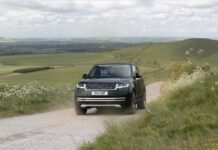 首款純電 Range Rover 出世:英倫奢華 SUV 可以延續?
