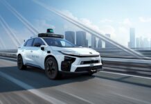 豐田夥拍 Waymo 2027 年無人車隊強攻日本英國